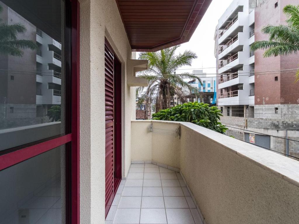Apartamento Espacoso Com Ar Condicionado E Wi-Fi, A 100 Metros Da Praia - Edificio Estoril Ubatuba Exterior photo